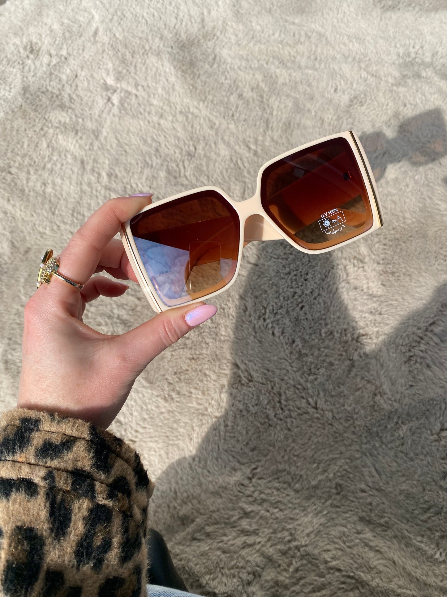 Kiki sunglass beige